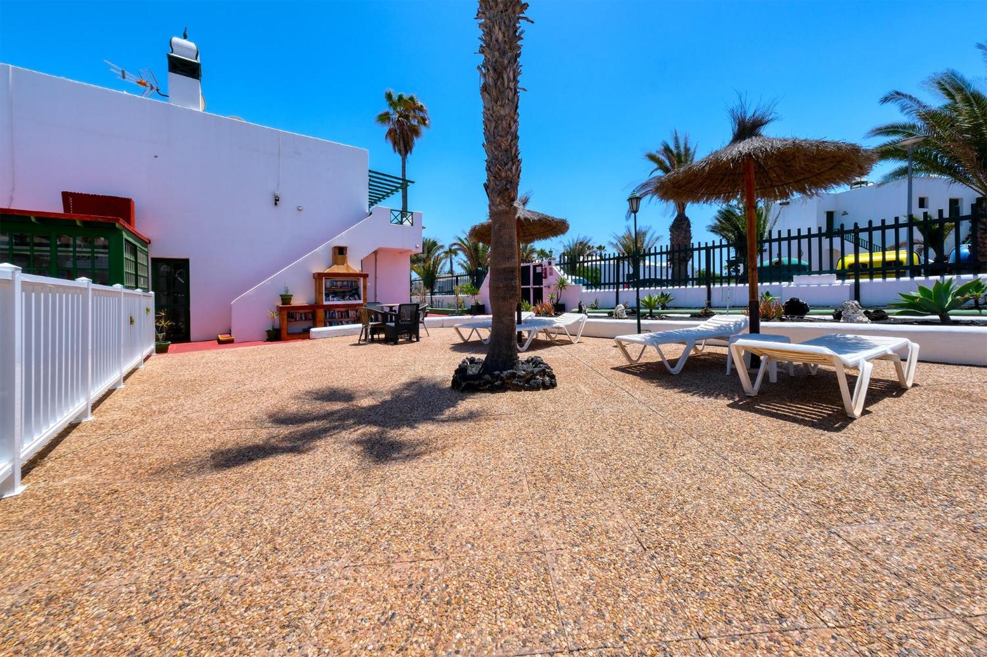 Apartment La Vela Azul -Pool & Tennis - Free Ac &Good Wifi- Smart Tv Puerto del Carmen  Eksteriør billede